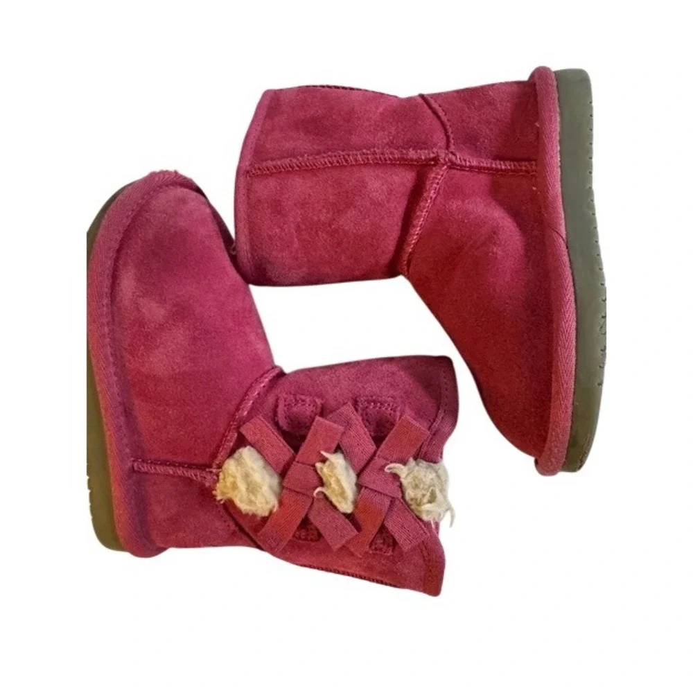 Koolaburra by UGG Pink Suede Boots Kids Bow Accents Winter‎ Shoes - Size 8